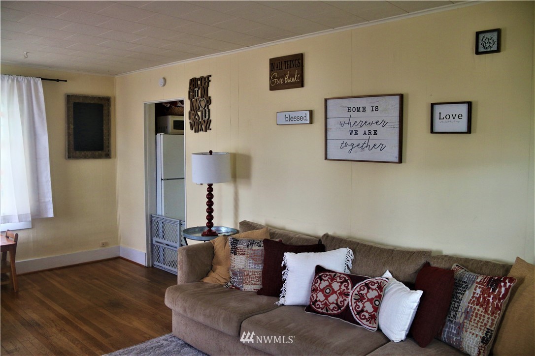 411 E Street Cosmopolis, WA 98537 - Photo 5 of 28 Gallery Image 5