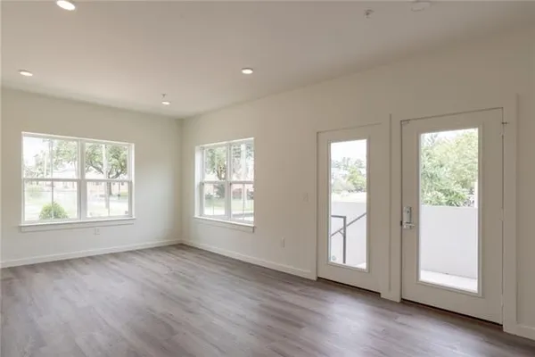 $2,000 | 2100 St Thomas Street, Unit 101, New Orleans, LA 70130