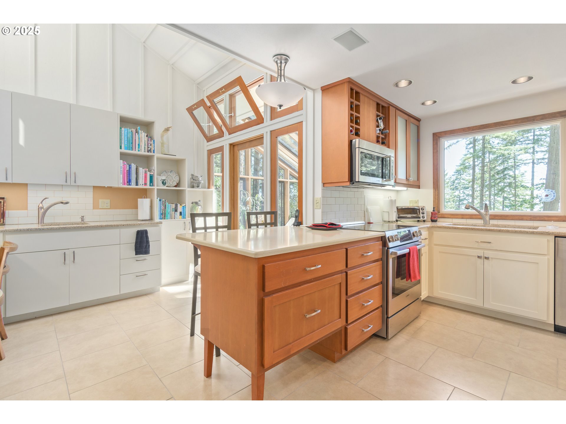 84477 Murdock Road Eugene, OR 97405 - Photo 7 of 48 Gallery Image 7