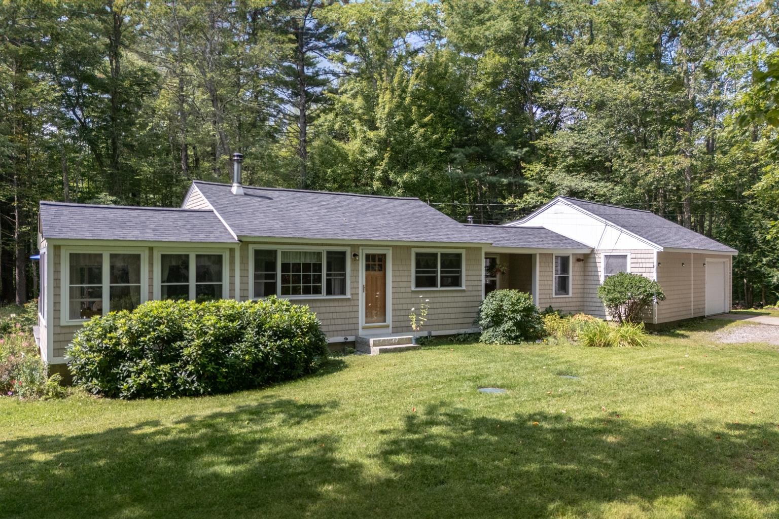 280 North Road Deerfield, NH 03037 - Photo 1 of 43