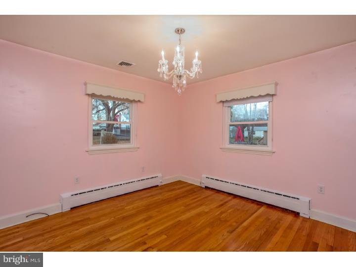 256 South Highland Road Springfield, PA 19064 - Photo 22 of 25 Bedroom