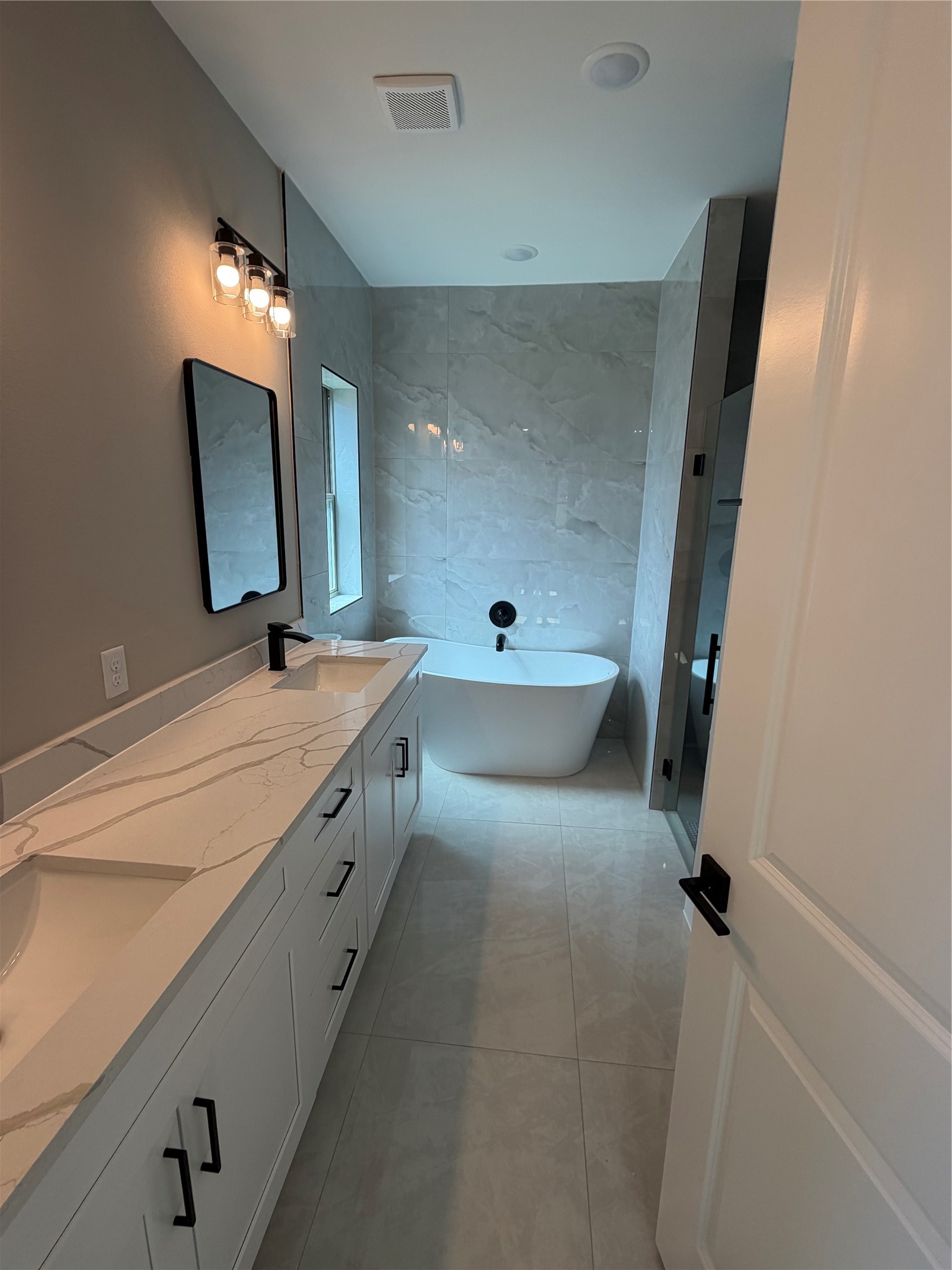 2507 Martinas Court Spring, TX 77388 - Photo 19 of 35