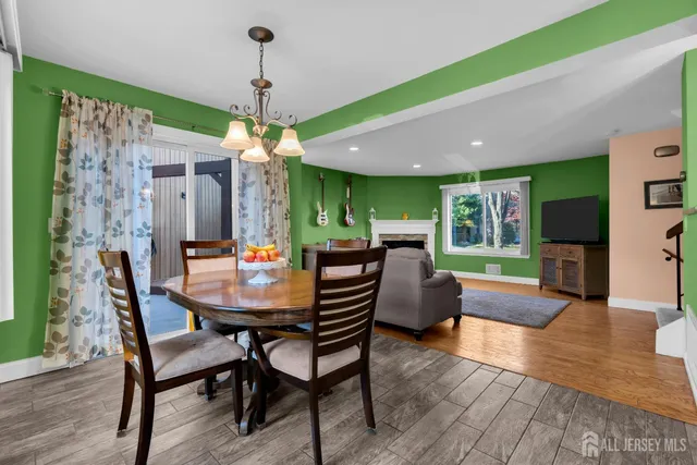 $500,000 | 225 Silver Lane, Old Bridge, NJ 08857