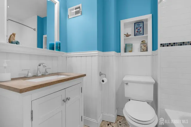 $500,000 | 225 Silver Lane, Old Bridge, NJ 08857