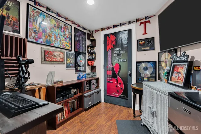 $500,000 | 225 Silver Lane, Old Bridge, NJ 08857