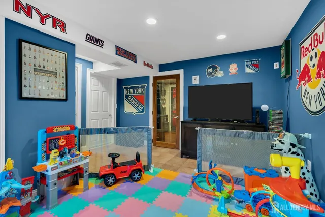 $500,000 | 225 Silver Lane, Old Bridge, NJ 08857