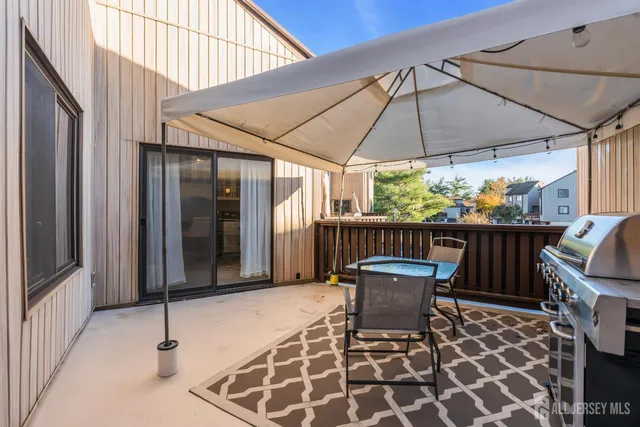 $500,000 | 225 Silver Lane, Old Bridge, NJ 08857