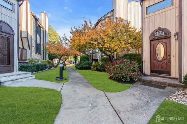 $500,000 | 225 Silver Lane, Old Bridge, NJ 08857