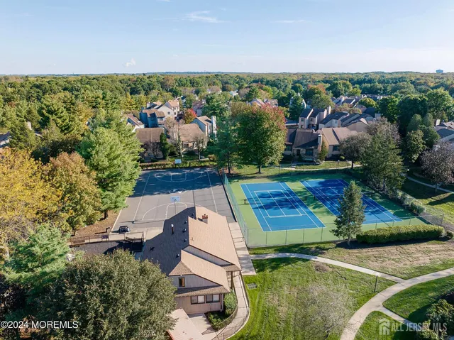 $500,000 | 225 Silver Lane, Old Bridge, NJ 08857