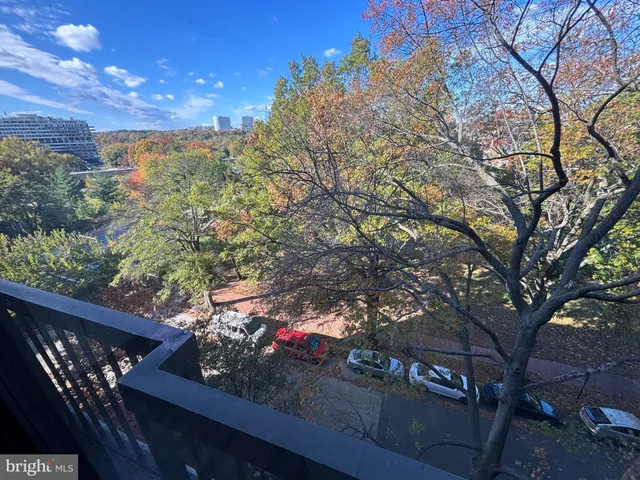 $2,800 | 1001 26th Street Northwest, Unit 705, Washington, DC 20037