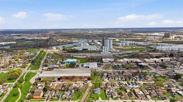 $1,100 | 7301 Avenue K, Unit A B, Houston, TX 77011