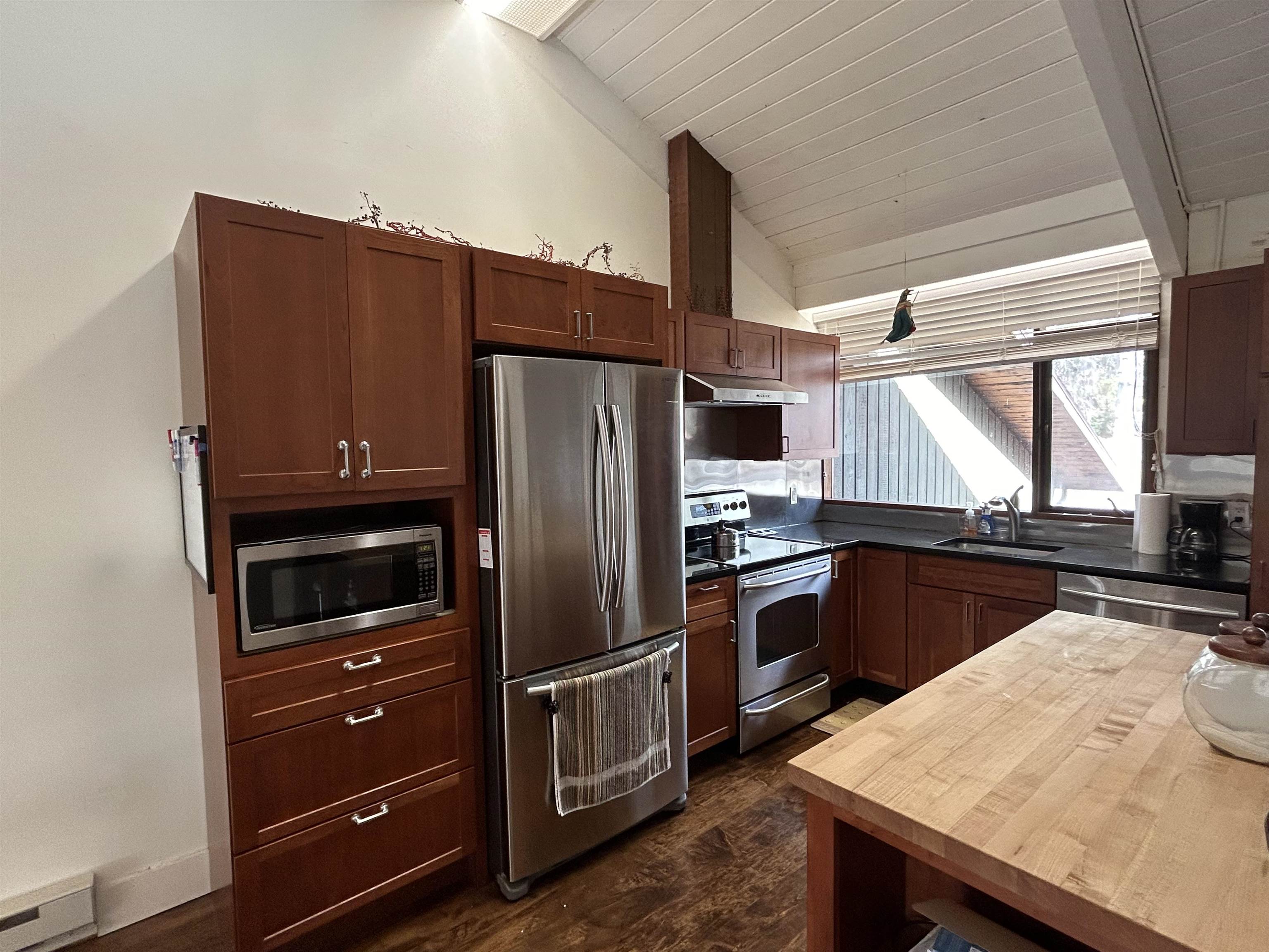 362 Murray Hill S Road, Unit 2 Manchester Center, VT 05255 - Photo 5 of 15 Gallery Image 5