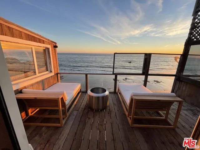 $2,400,000 | 19206 Pacific Coast Highway, Malibu, CA 90265