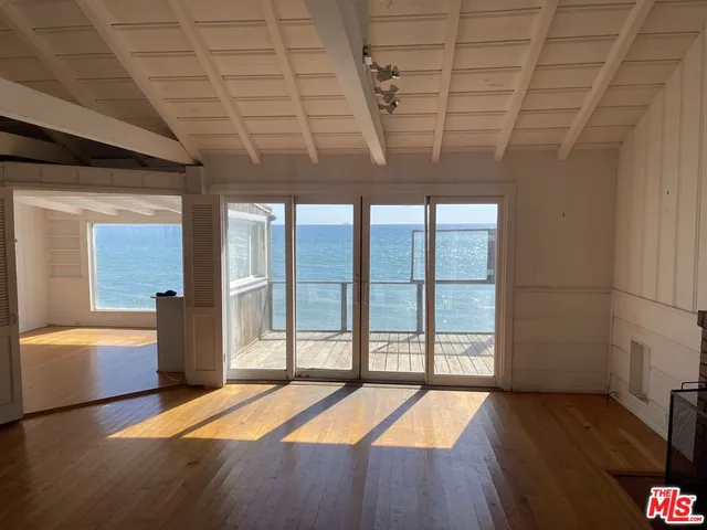 $2,400,000 | 19206 Pacific Coast Highway, Malibu, CA 90265
