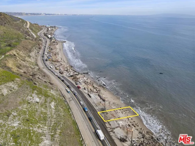 $2,400,000 | 19206 Pacific Coast Highway, Malibu, CA 90265