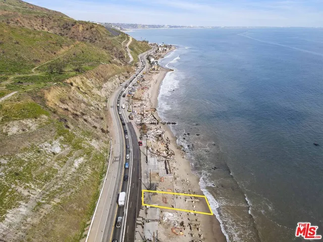 $2,400,000 | 19206 Pacific Coast Highway, Malibu, CA 90265