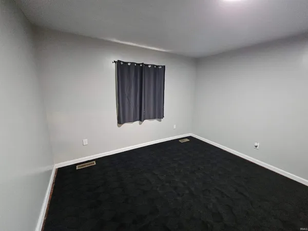 $71,900 | 1804 Main Street, Vincennes, IN 47591