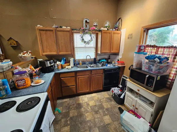 $71,900 | 1804 Main Street, Vincennes, IN 47591