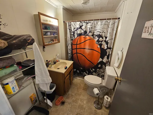 $71,900 | 1804 Main Street, Vincennes, IN 47591