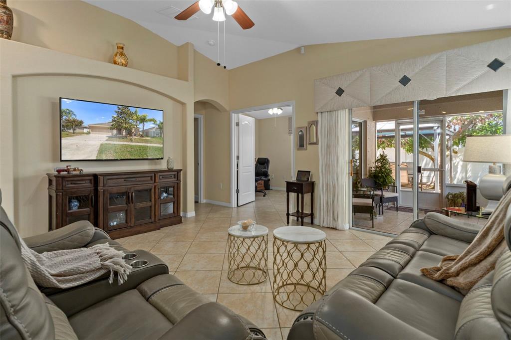 18334 Waydale Loop Hudson, FL 34667 - Photo 20 of 36