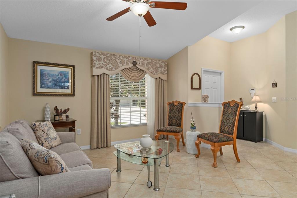 18334 Waydale Loop Hudson, FL 34667 - Photo 8 of 36