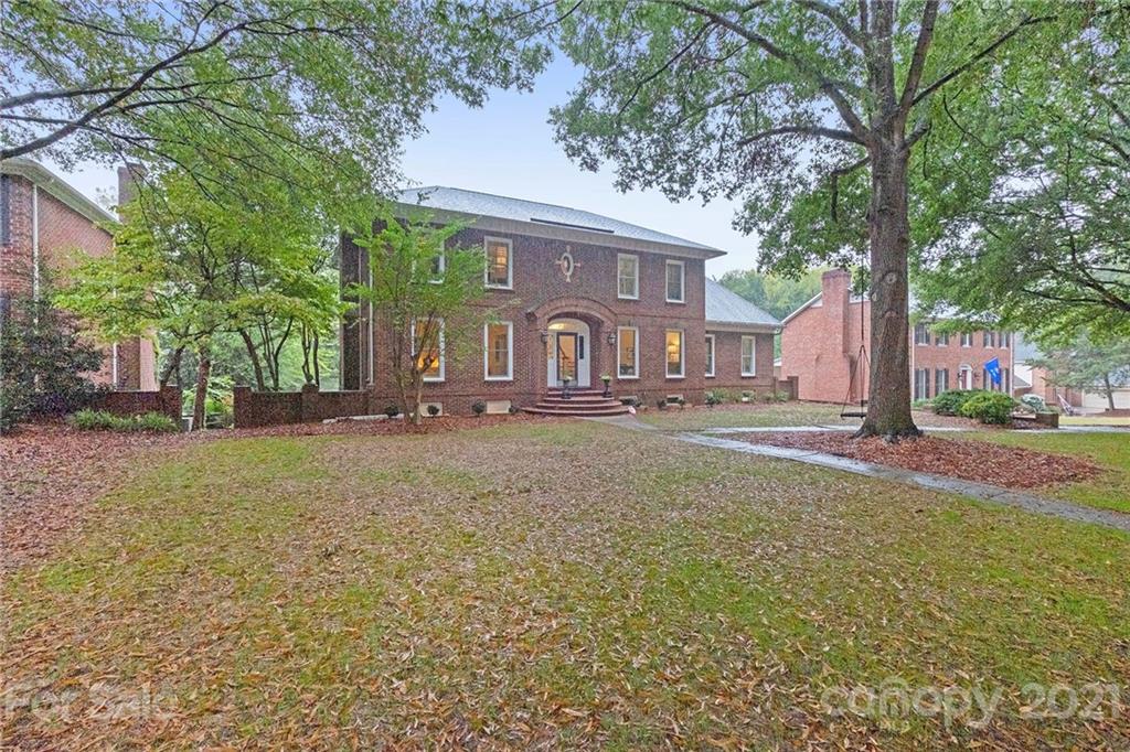 4225 Quail View Road Charlotte, NC 28226 - Photo 1 of 48 Gallery Image 1