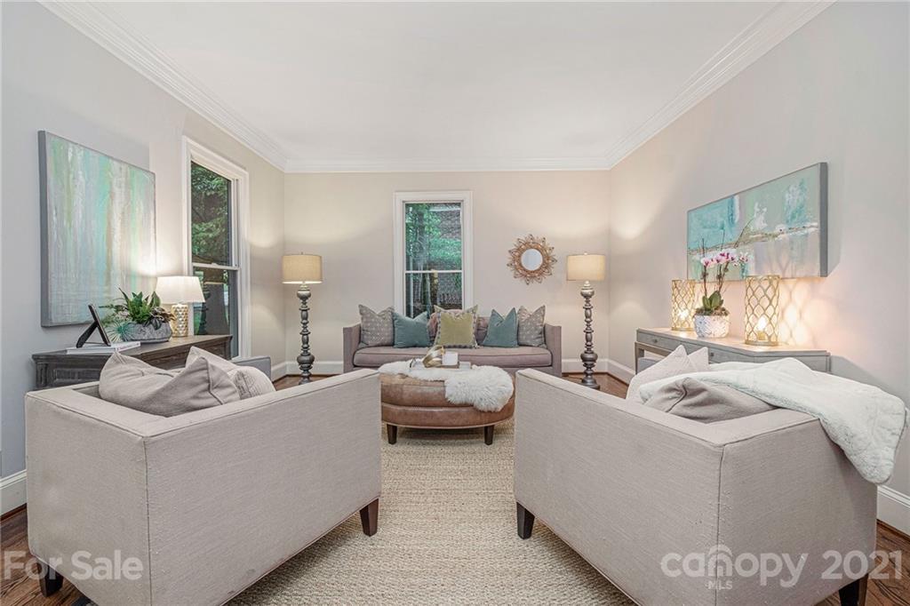 4225 Quail View Road Charlotte, NC 28226 - Photo 4 of 48 Gallery Image 4
