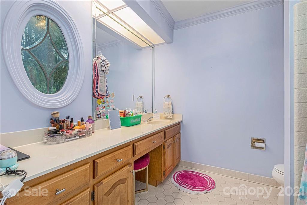 4225 Quail View Road Charlotte, NC 28226 - Photo 35 of 48 Gallery Image 35