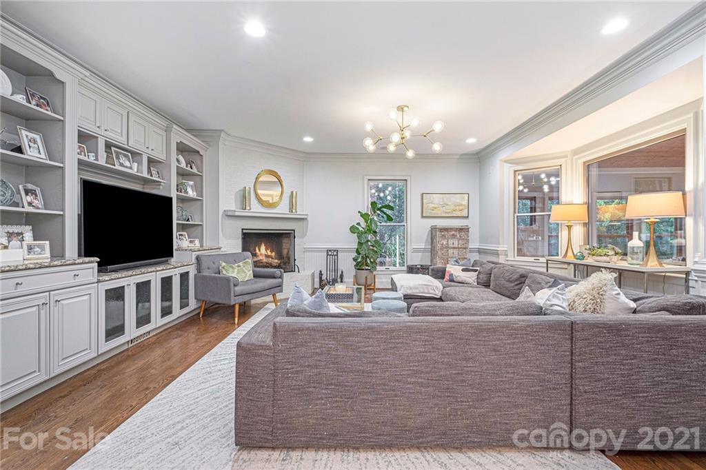 4225 Quail View Road Charlotte, NC 28226 - Photo 8 of 48 Gallery Image 8