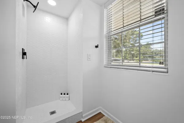 $3,700 | 4411 Hartman Road, Jacksonville, FL 32225