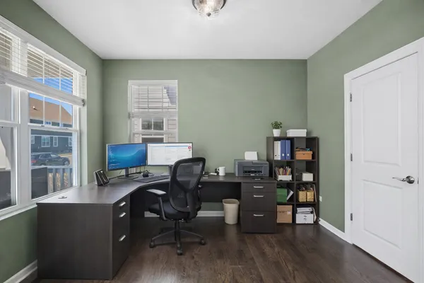 $815,000 | 142 Roman Lane, Hawthorn Woods, IL 60047