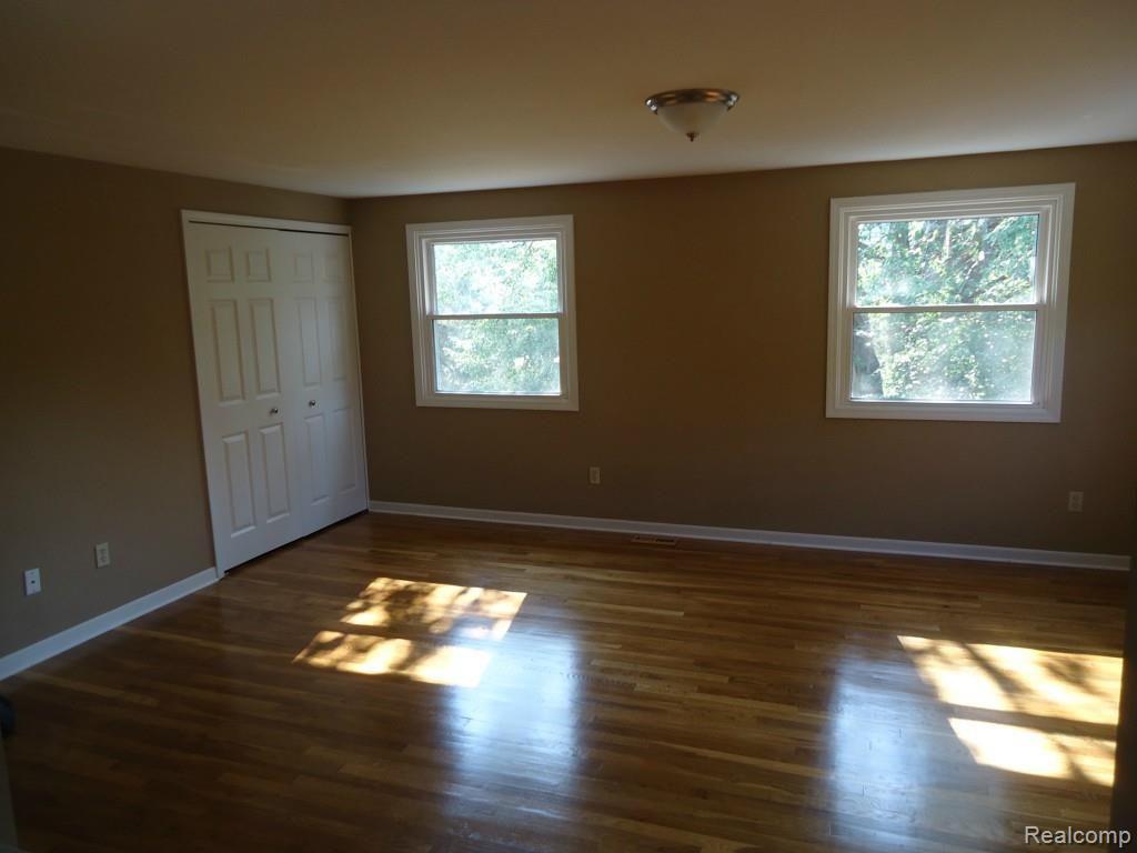 25918 Branchaster Road Farmington Hills, MI 48336 - Photo 20 of 36