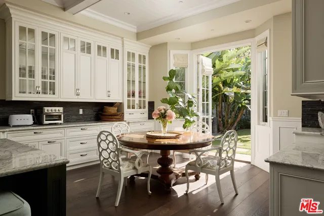 $8,495,000 | 361 North Bowling Green Way, Los Angeles, CA 90049