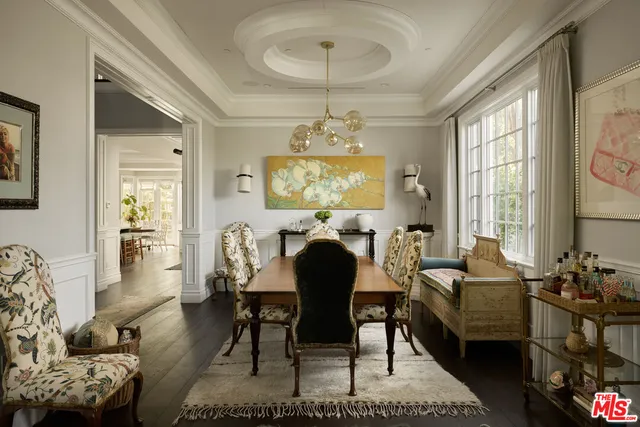 $8,495,000 | 361 North Bowling Green Way, Los Angeles, CA 90049