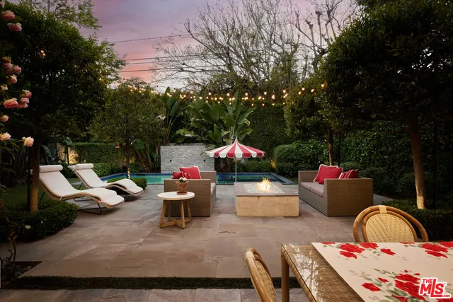 $8,495,000 | 361 North Bowling Green Way, Los Angeles, CA 90049