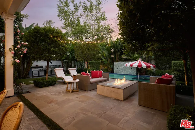 $8,495,000 | 361 North Bowling Green Way, Los Angeles, CA 90049