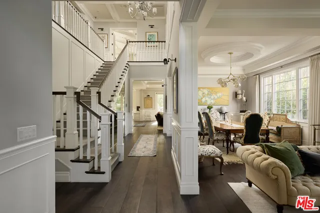 $8,495,000 | 361 North Bowling Green Way, Los Angeles, CA 90049