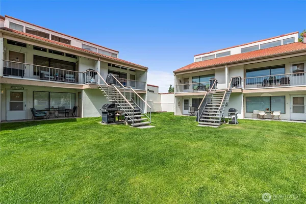 $195,500 | 8903 Crescent Bar Road Northwest, Unit 168, Quincy, WA 98848