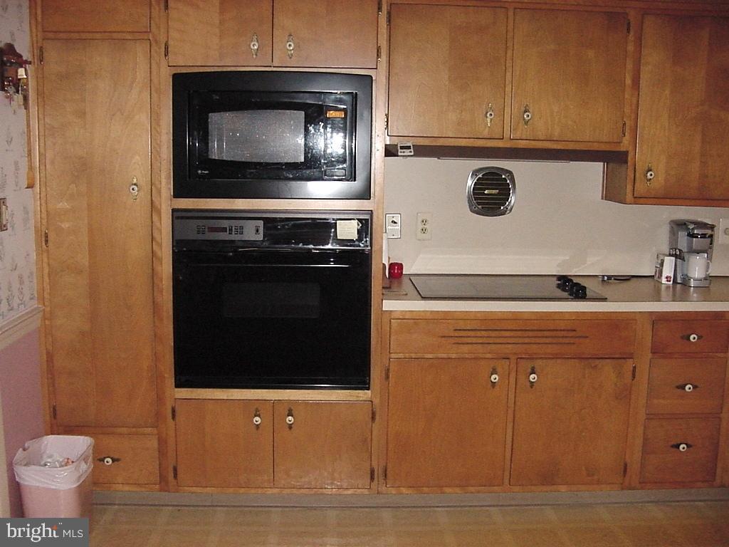 412 Jefferson Road Adamstown, PA 17569 - Photo 6 of 23 Gallery Image 6