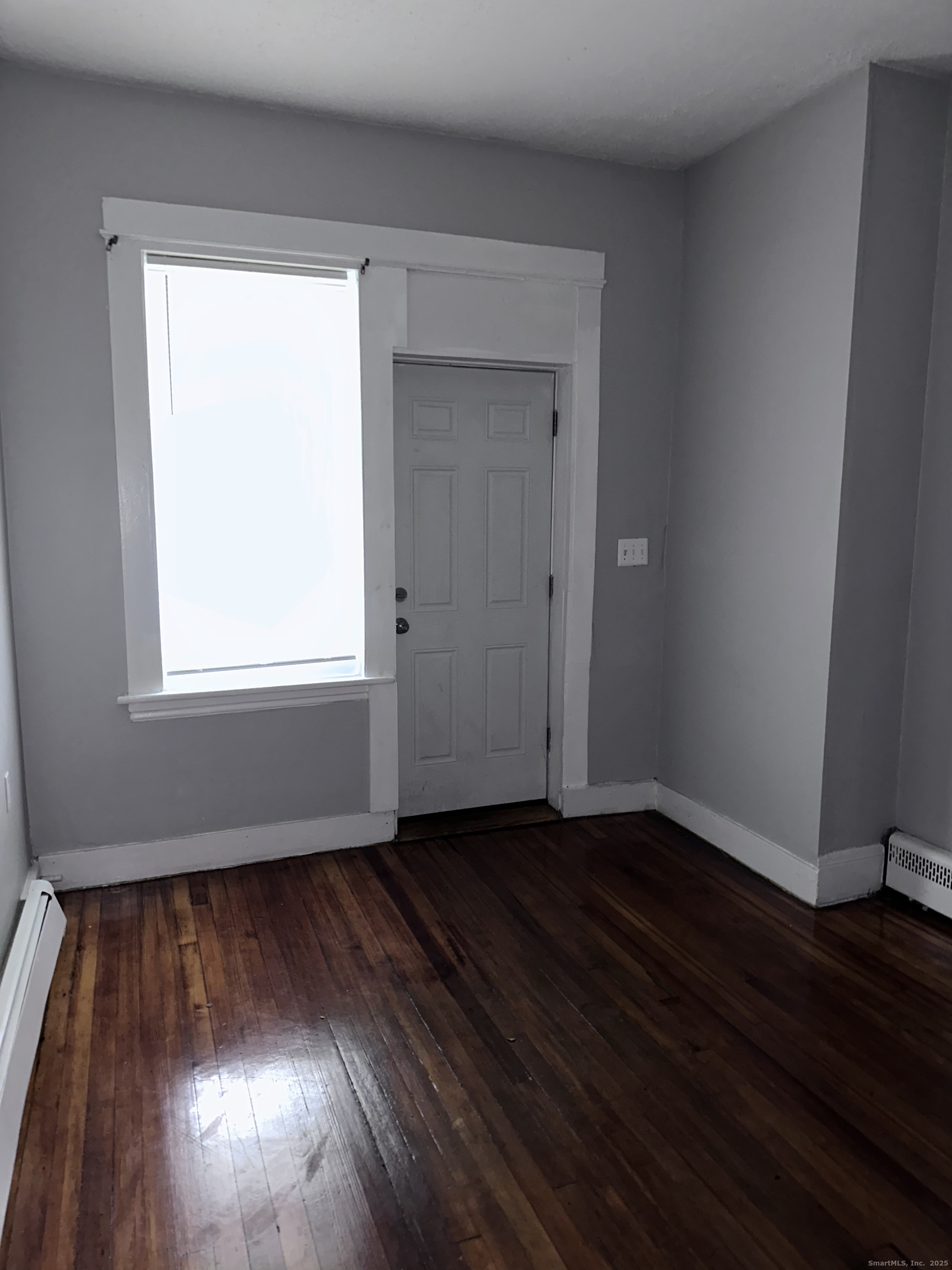 442 Carroll Avenue, Unit 1 Bridgeport, CT 06607 - Photo 4 of 8