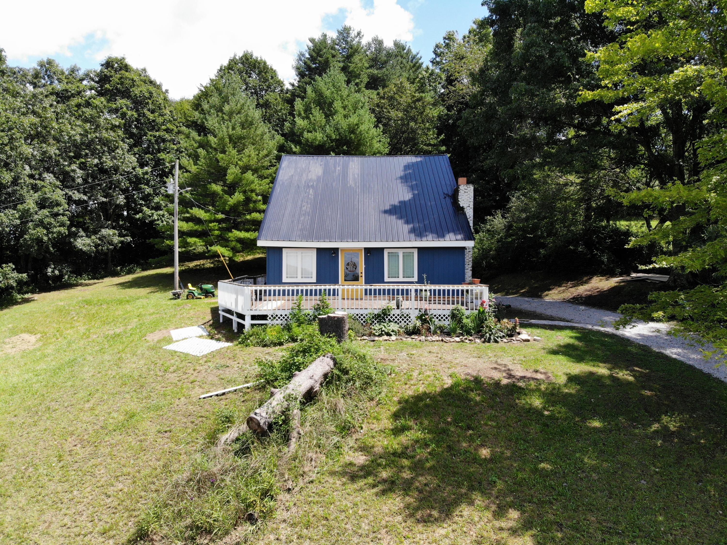 244 Crooked Road Irvine, KY 40336 - Photo 21 of 52 DJI_0183