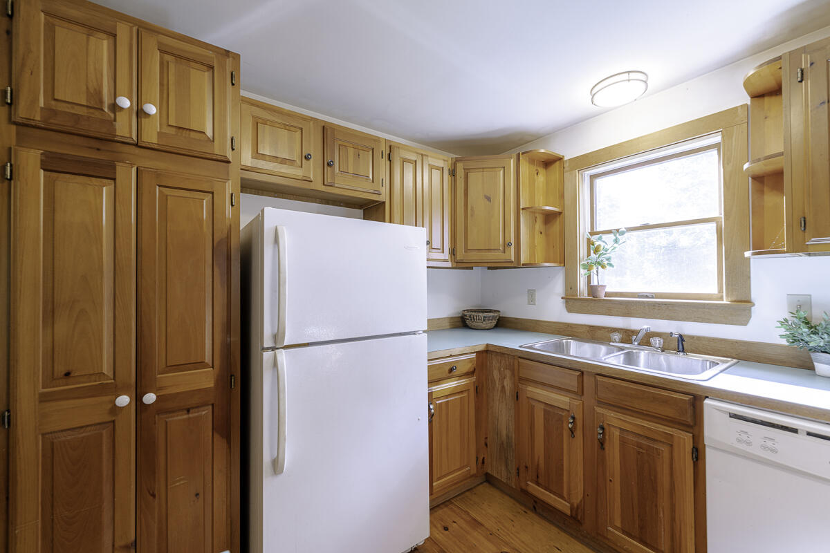 25 Lawrence Road Dresden, ME 04342 - Photo 26 of 41 25 Lawrence rd.-45