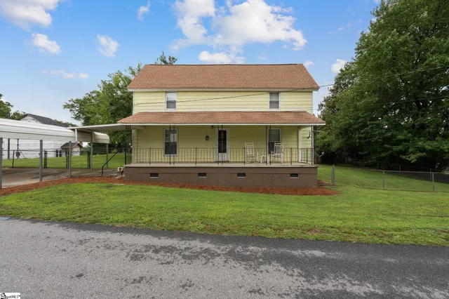 $250,000 | 1 Baldwin Street, Pelzer, SC 29669