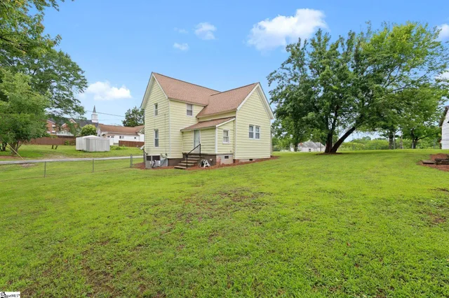 $250,000 | 1 Baldwin Street, Pelzer, SC 29669