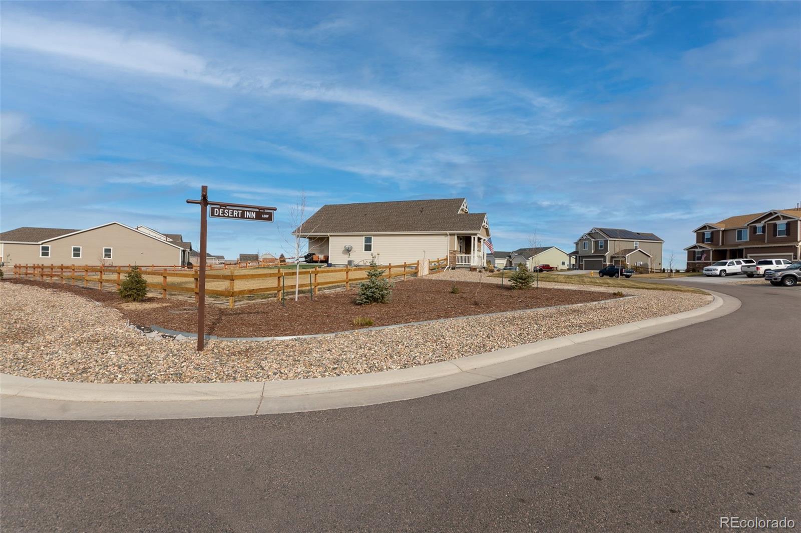 5785 Desert Inn Loop Elizabeth, CO 80107 - Photo 3 of 35 Gallery Image 3
