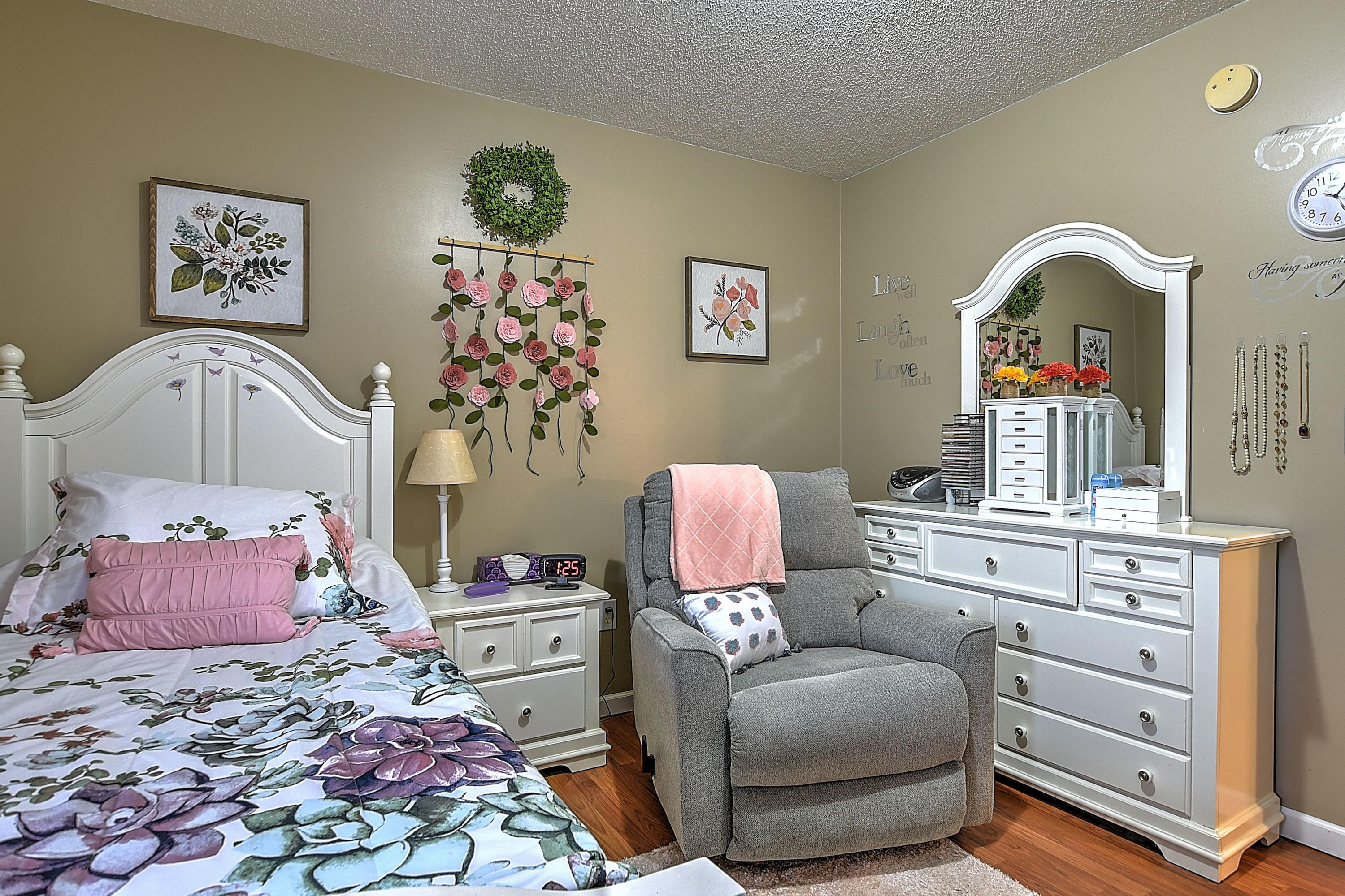 1525 Gibson Road Greeneville, TN 37743 - Photo 18 of 35 1525 Gibson Rd-7