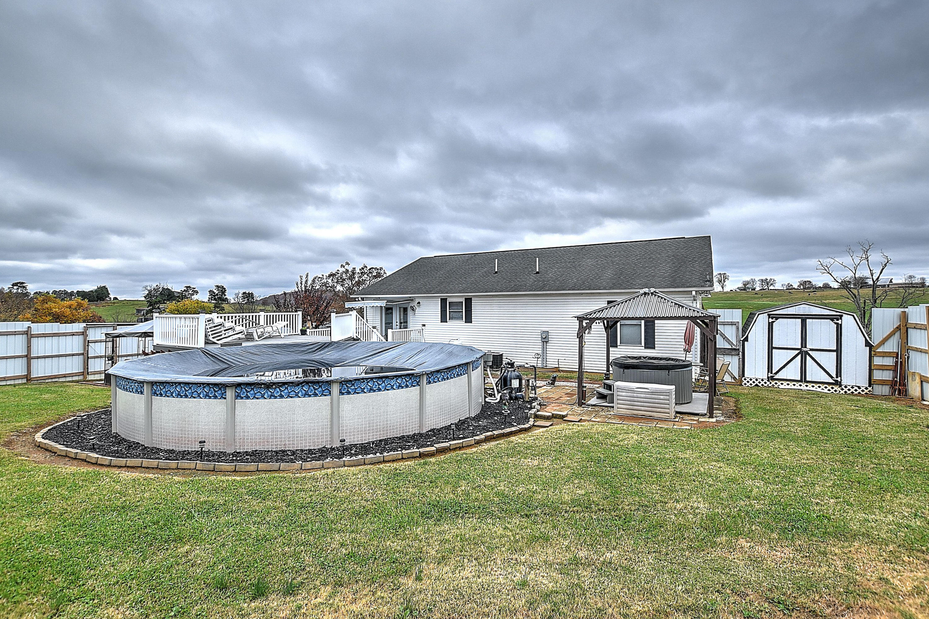 1525 Gibson Road Greeneville, TN 37743 - Photo 30 of 35 1525 Gibson Rd-32