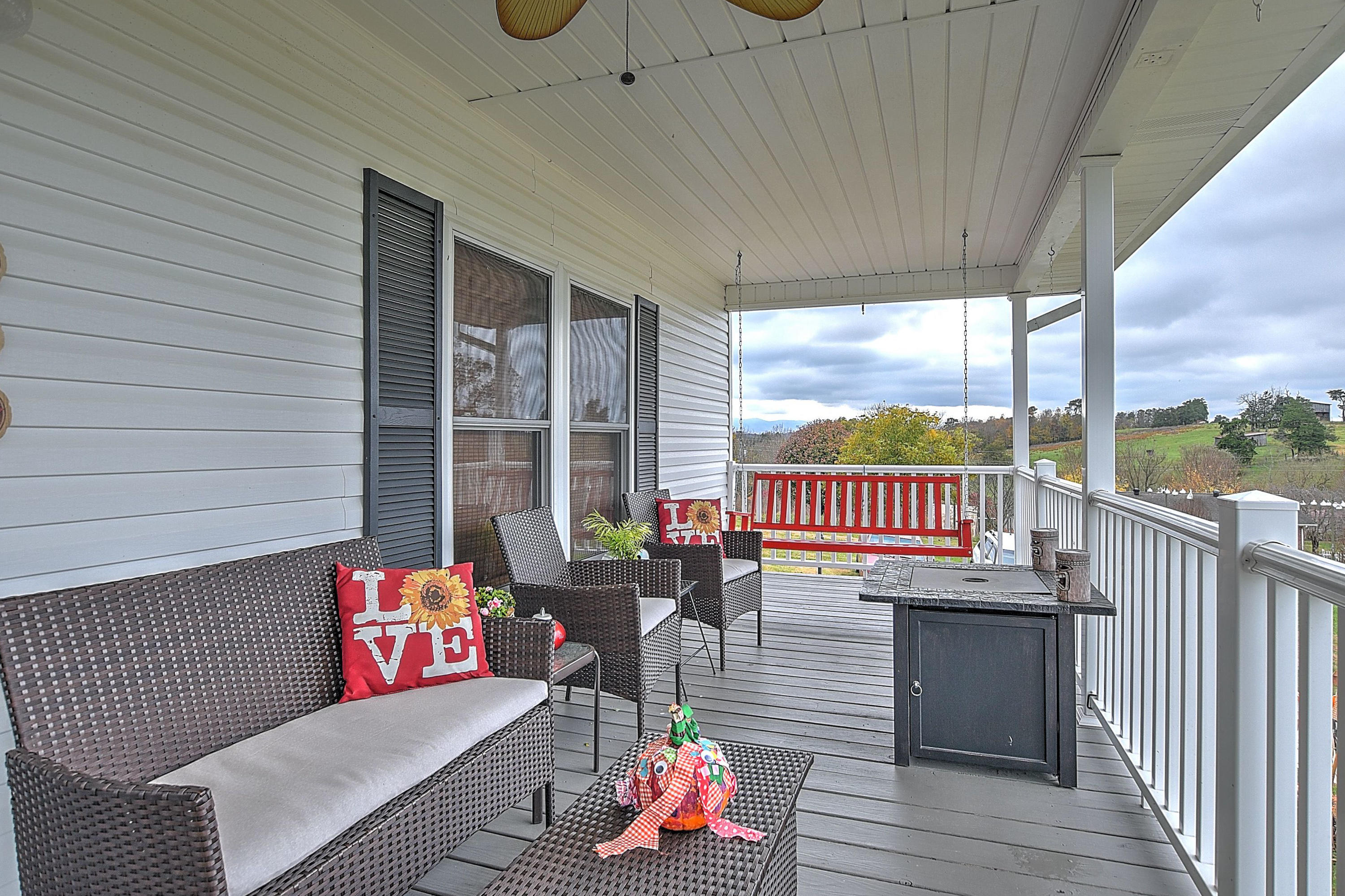 1525 Gibson Road Greeneville, TN 37743 - Photo 3 of 35 1525 Gibson Rd-5