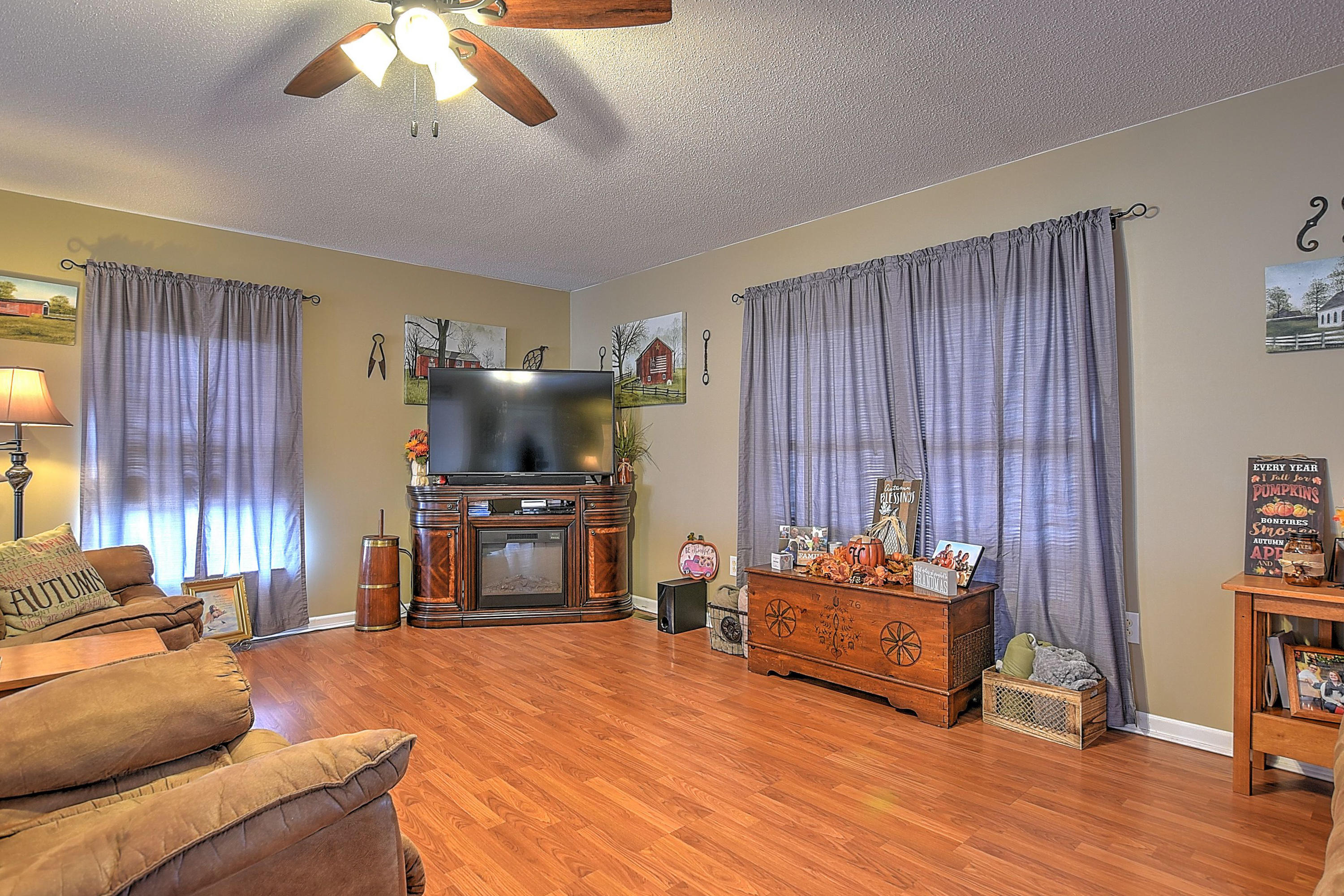 1525 Gibson Road Greeneville, TN 37743 - Photo 4 of 35 1525 Gibson Rd-15