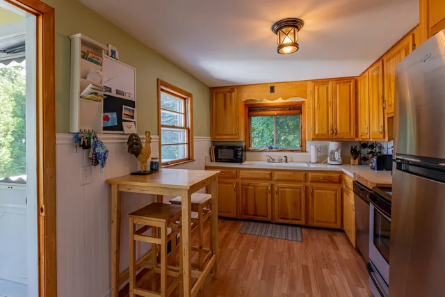 $3,300 | 18 Baker Avenue, Rye, NH 03870